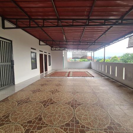 Kampung Istal Villa Pamijahan Bogor Buitenkant foto