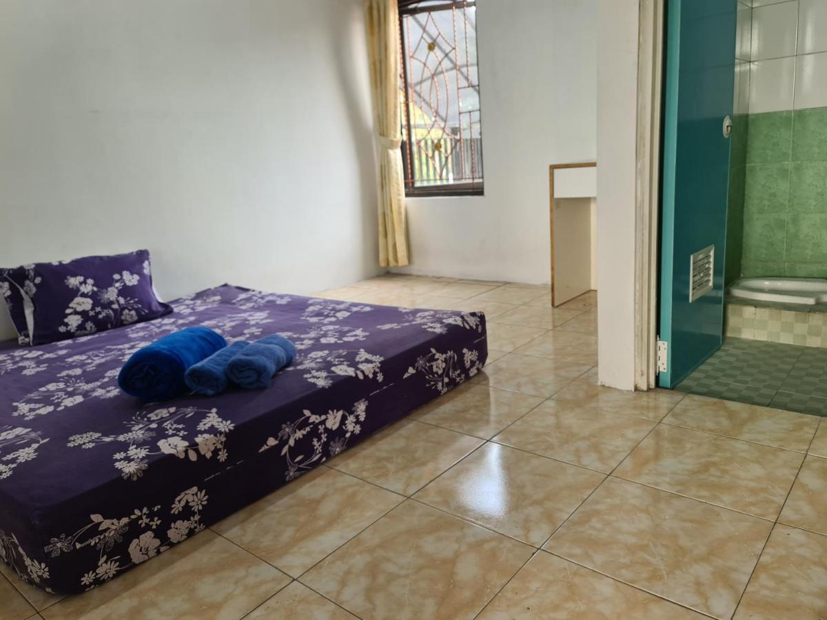 Kampung Istal Villa Pamijahan Bogor Buitenkant foto