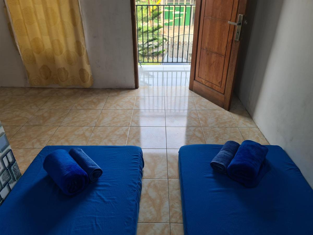 Kampung Istal Villa Pamijahan Bogor Buitenkant foto